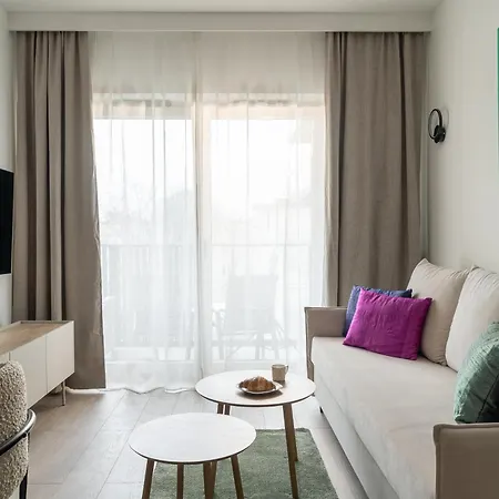 Ina Rent - Czysta Delux Apartahotel Breslavia