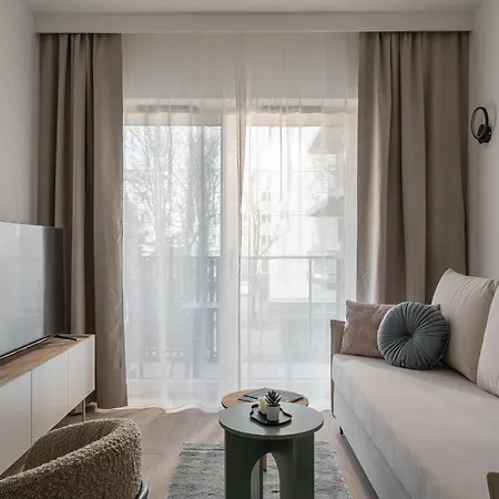 Ina Rent - Czysta Delux Apartahotel Breslavia