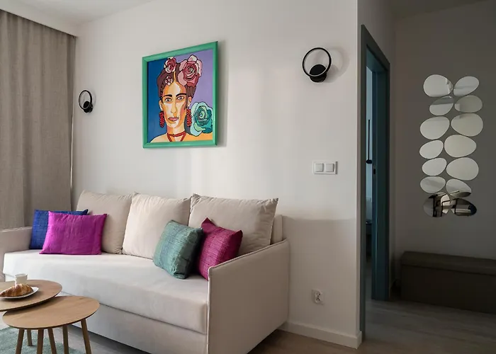 Ina Rent - Czysta Delux Aparthotel 3*