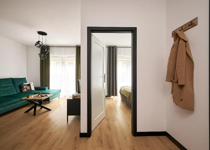 Ina Rent - Czysta Delux Aparthotel 3*