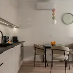 Aparthotel Czysta Delux By Ina 3*