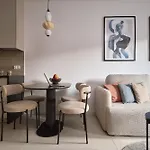 Aparthotel Czysta Delux By Ina Vratislav