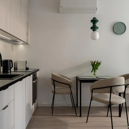 Hotel apartamentowy Ina Rent - Czysta Delux