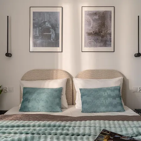 아파트호텔 Ina Rent - Czysta Delux 3*