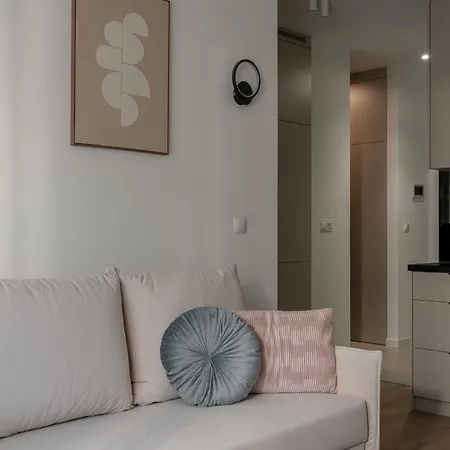 Ina Rent - Czysta Delux 3* Wrocław