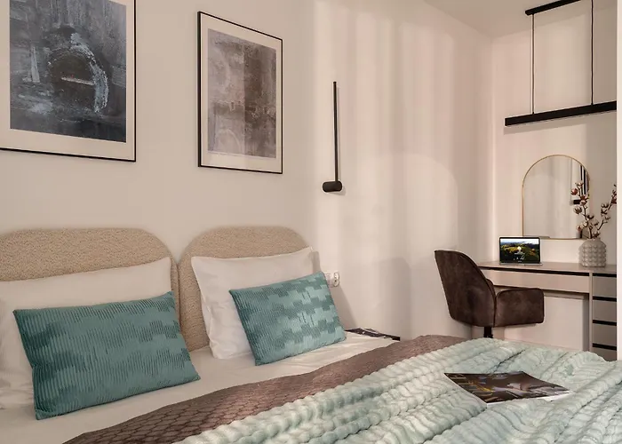 Ina Rent - Czysta Delux 아파트호텔 3*